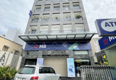 le-quang-dinh-high-rise-office-2