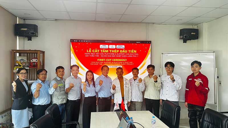 Lễ First Cut cho hạng mục kết cấu platform và support của ducting